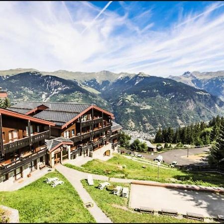 Les Brigues - Appartement Avec Vue Sur La Montagne Et Acces Aux Pistes Courchevel Dış mekan fotoğraf